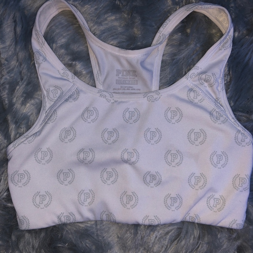 Victoria’s secret pink sports bra